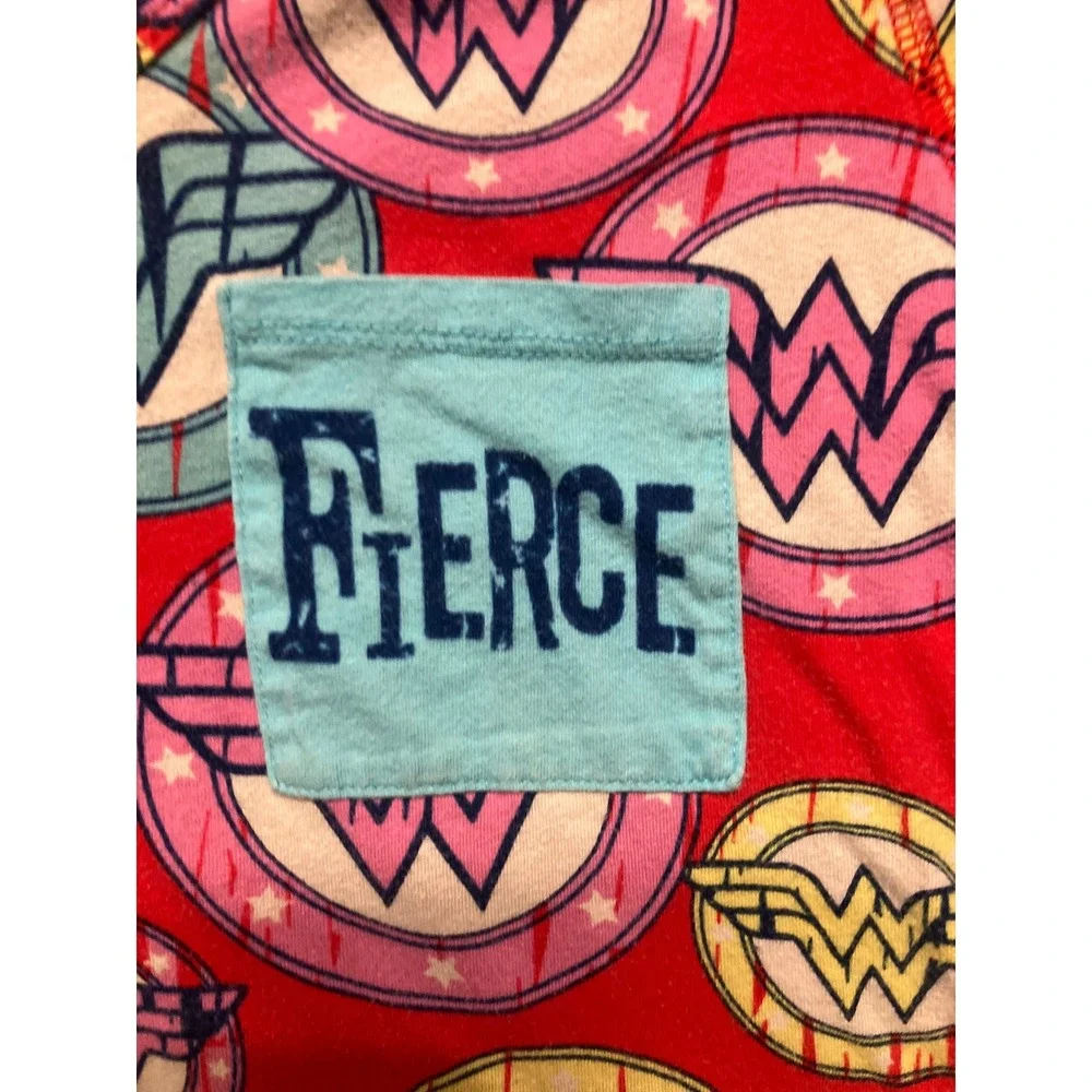 Briefly Stated Wonder Woman Fierce Pajama Sleep Shirt Red Small Medium DC Comics
